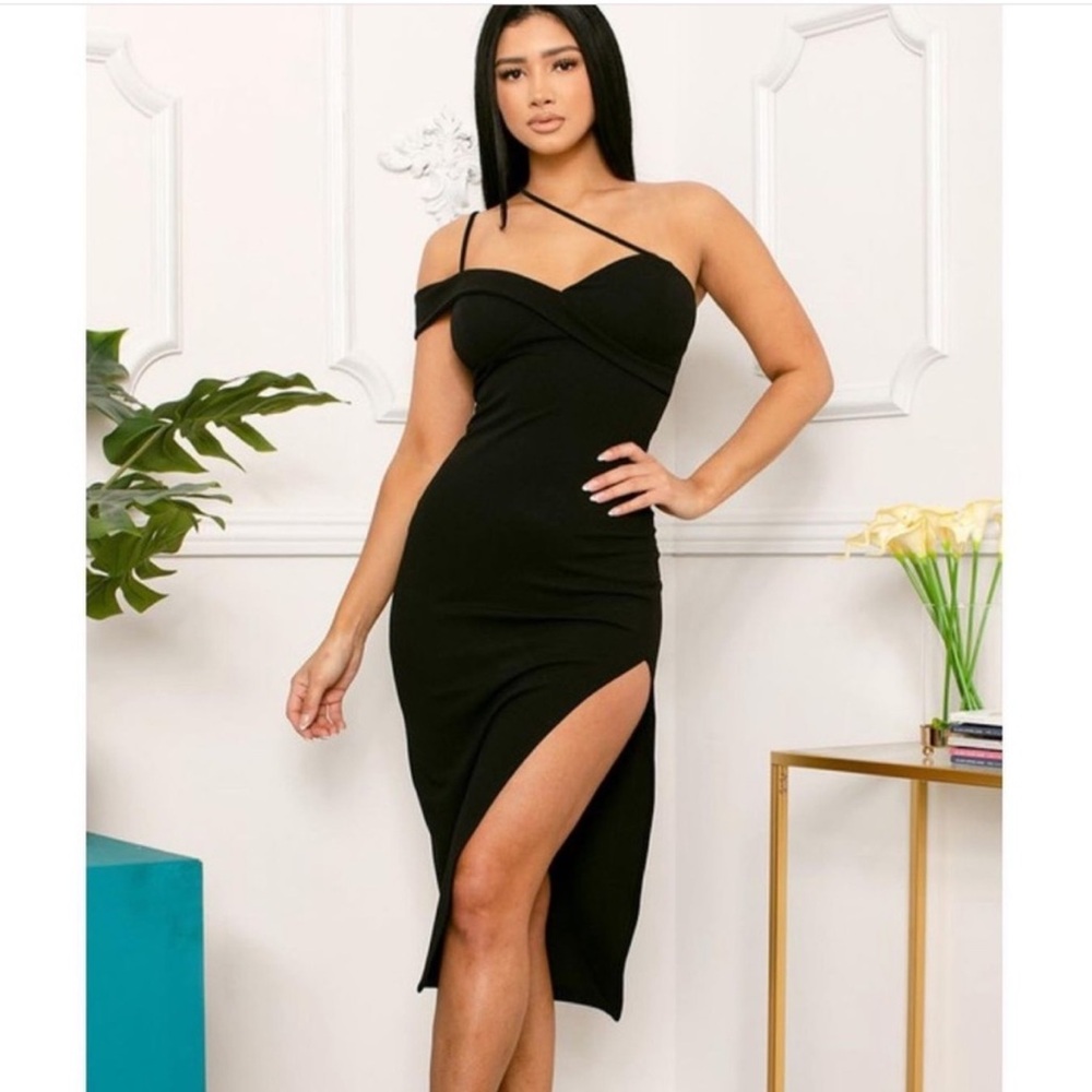 Elegant Black Off-Shoulder Dress